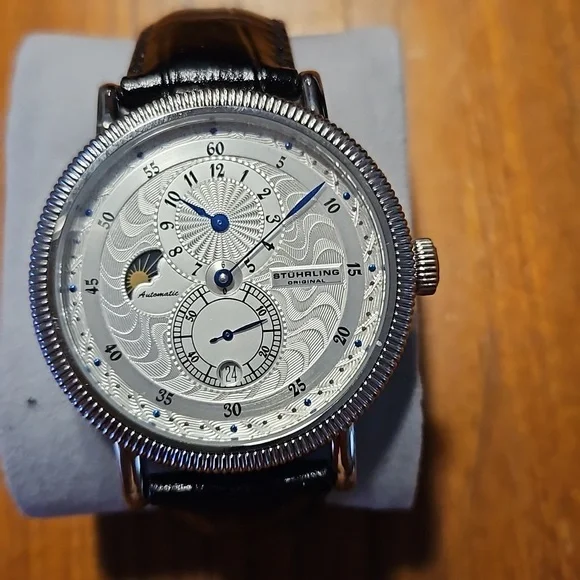 Stuhrling Original | Other | Preowned Mens Watch | Poshmark display picture 3